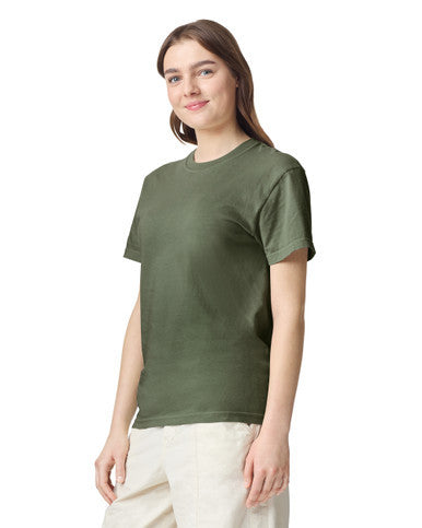 Comfort Colors C1717 Garment-Dyed Heavyweight T-Shirt - Sage - model side