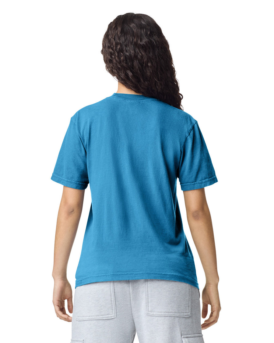 Comfort Colors C1717 Garment-Dyed Heavyweight T-Shirt - Sapphire - model side
