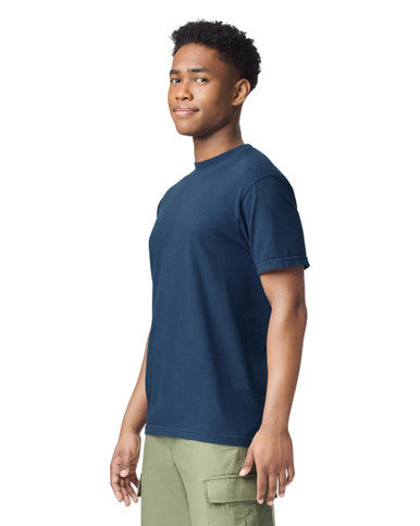 Comfort Colors C1717 Garment-Dyed Heavyweight T-Shirt - True Navy - model side