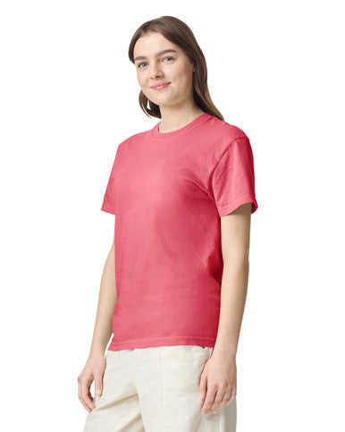 Comfort Colors C1717 Garment-Dyed Heavyweight T-Shirt - Watermelon - model side