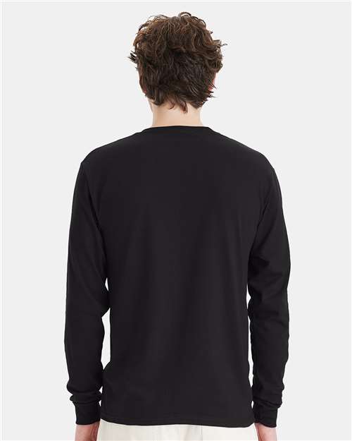 Hanes 5286 Essential-T Long Sleeve T-Shirt - Black - model back
