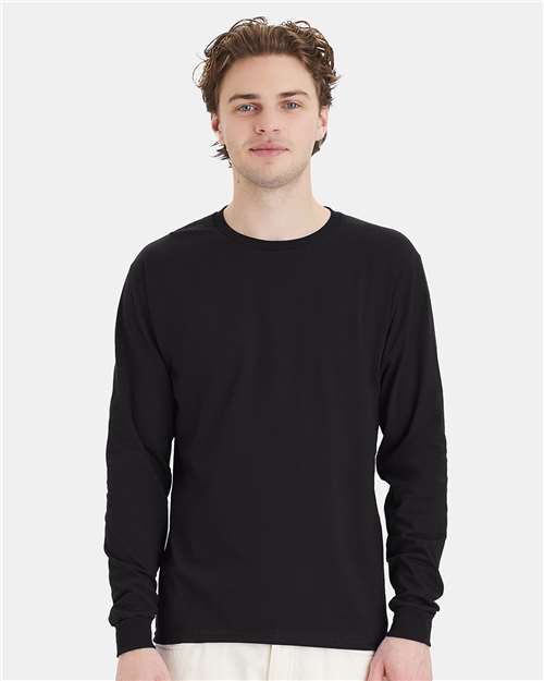 Hanes 5286 Essential-T Long Sleeve T-Shirt - Black - model front