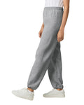 Gildan G182 Heavy Blend Sweatpants - Sport Grey - model side