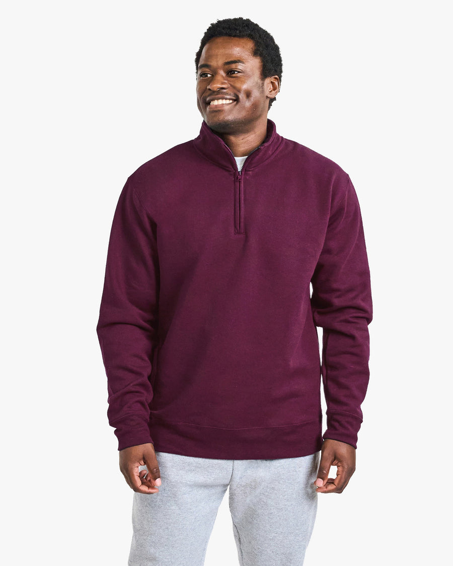 Gildan 18810 Unisex Heavy Blend Quarter-Zip Sweatshirt - Maroon - model front