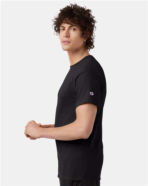 Champion T425 Unisex Classic T-Shirt - Black - model side