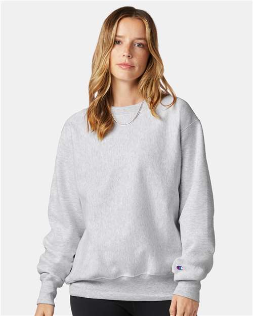 Champion S149 Unisex Reverse Weave Crewneck Sweatshirt - Silver Grey - model front