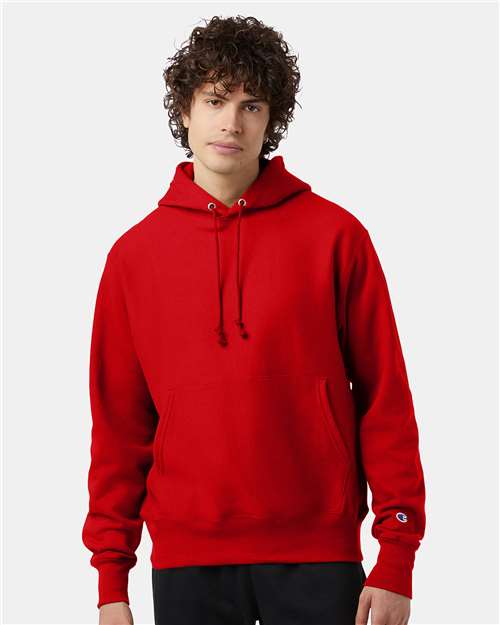 Champion S101 Unisex Reverse Weave Hooded Sweatshirt - Scarlet - model front