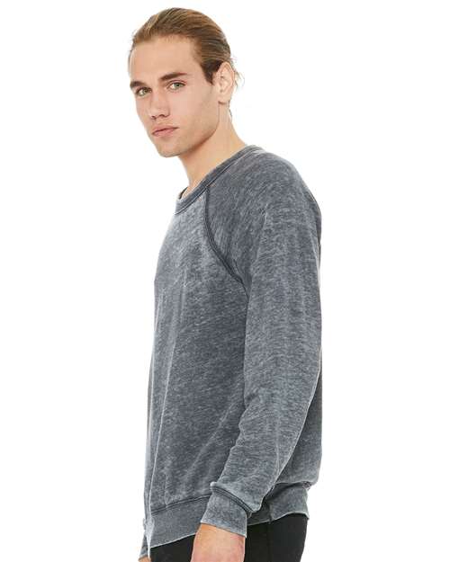 BELLA + CANVAS 3901 Unisex Sponge Fleece Raglan Crewneck Sweatshirt - Grey Acid Wash - model side