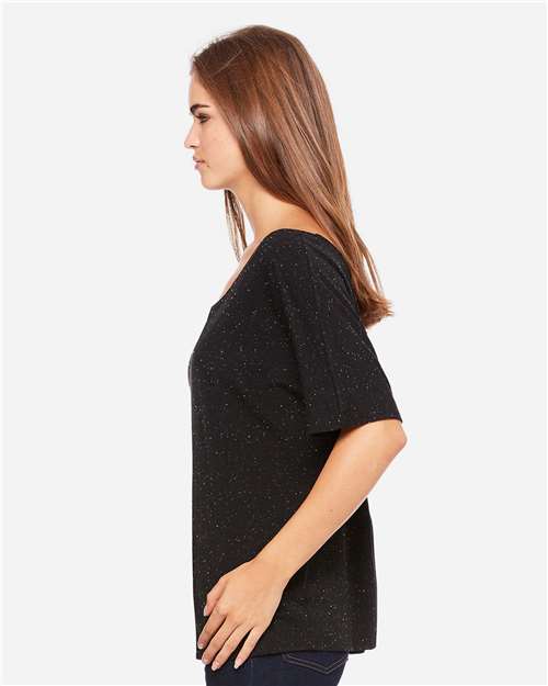 BELLA + CANVAS 8816 Women’s Slouchy Tee - Black Speckled - model side