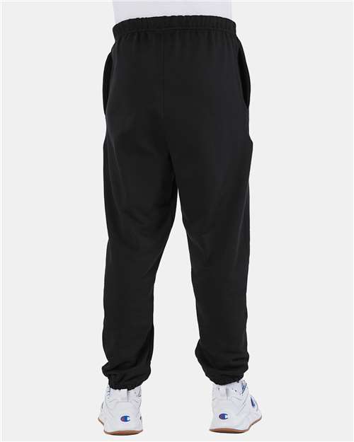 Champion RW10 Unsiex Reverse Weave Sweatpants - Black - model back