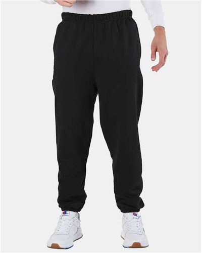 Champion RW10 Unsiex Reverse Weave Sweatpants - Black - model front
