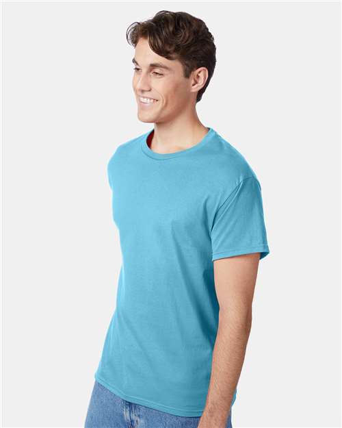 Hanes 5250 Authentic T-Shirt - Blue Horizon - model side