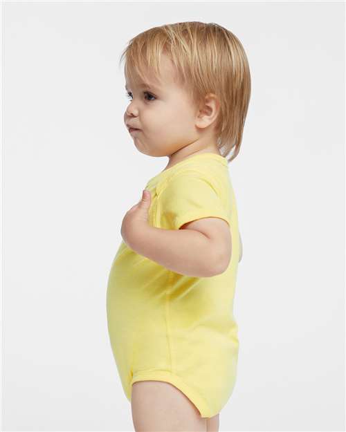 Rabbit Skins 4424 Infant Fine Jersey Bodysuit - Butter - model side