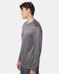 Hanes 482L Unisex Cool DRI Long Sleeve Performance T-Shirt - Graphite - model side