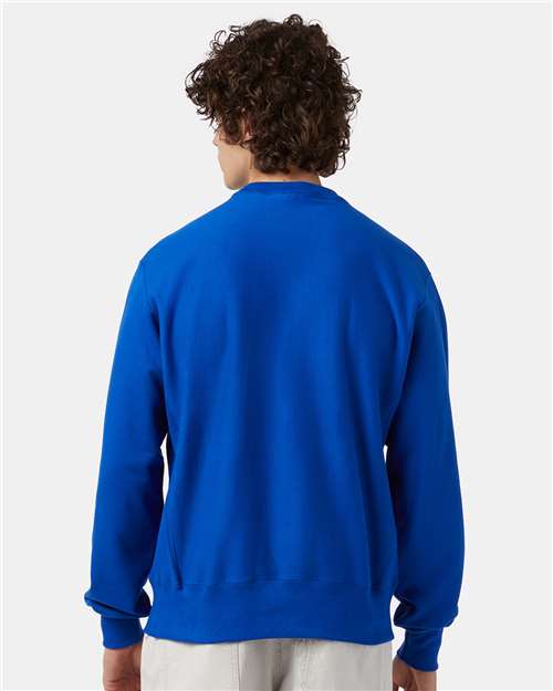 Champion S149 Unisex Reverse Weave Crewneck Sweatshirt - Athletic Royal - model back