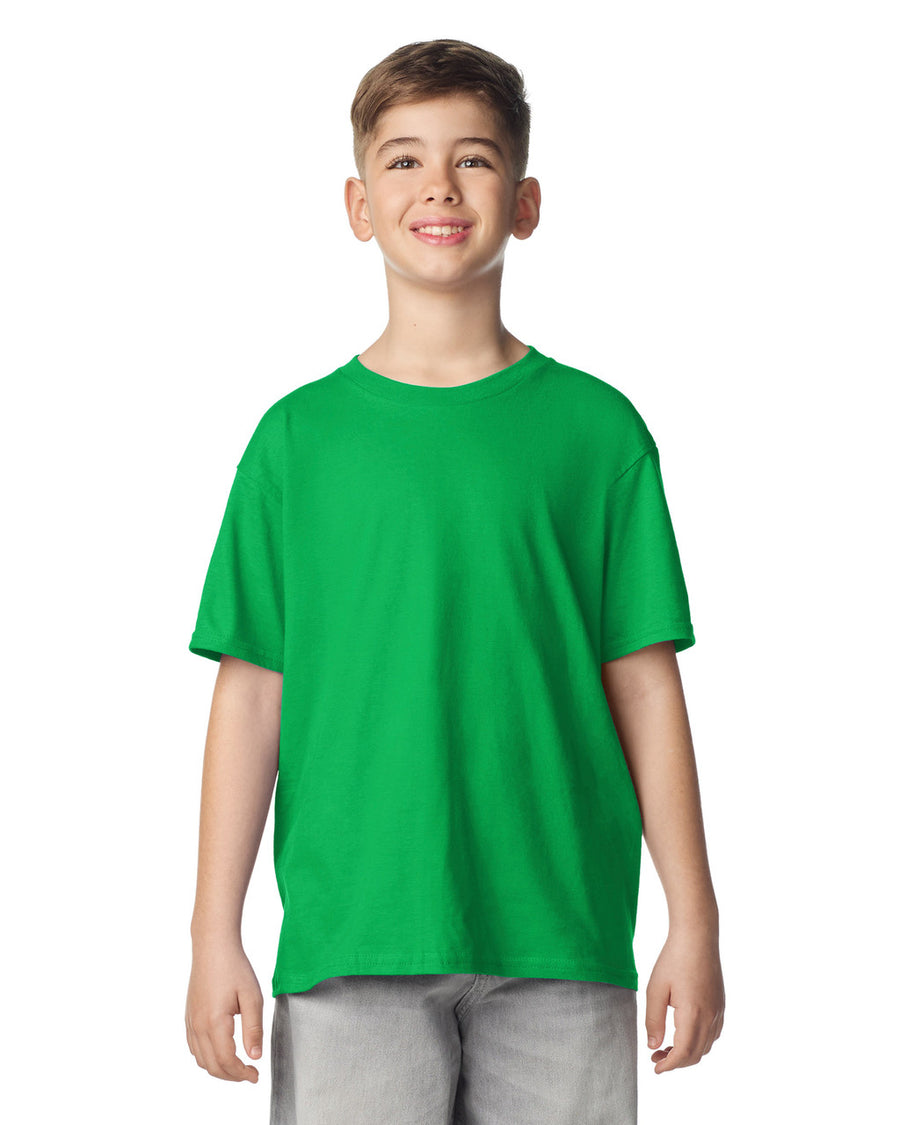 Gildan 64000B Youth Softstyle T-Shirt - Irish Green - model front