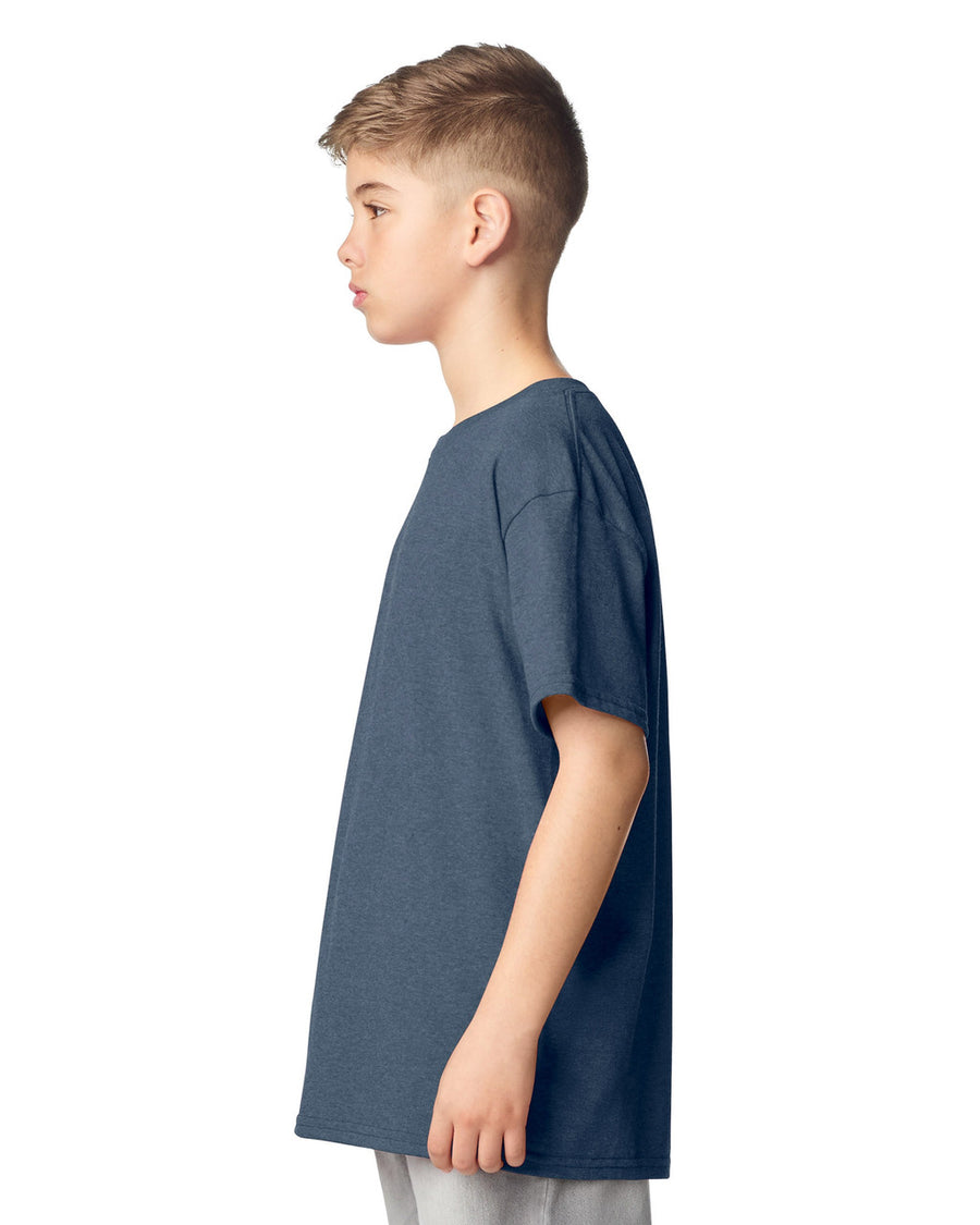 Gildan 64000B Youth Softstyle T-Shirt - Navy - model side