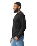 Gildan 64400 Unisex Softstyle Long Sleeve T-Shirt - Black - model side
