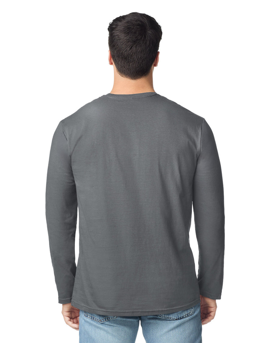 Gildan 64400 Unisex Softstyle Long Sleeve T-Shirt - Charcoal - model back