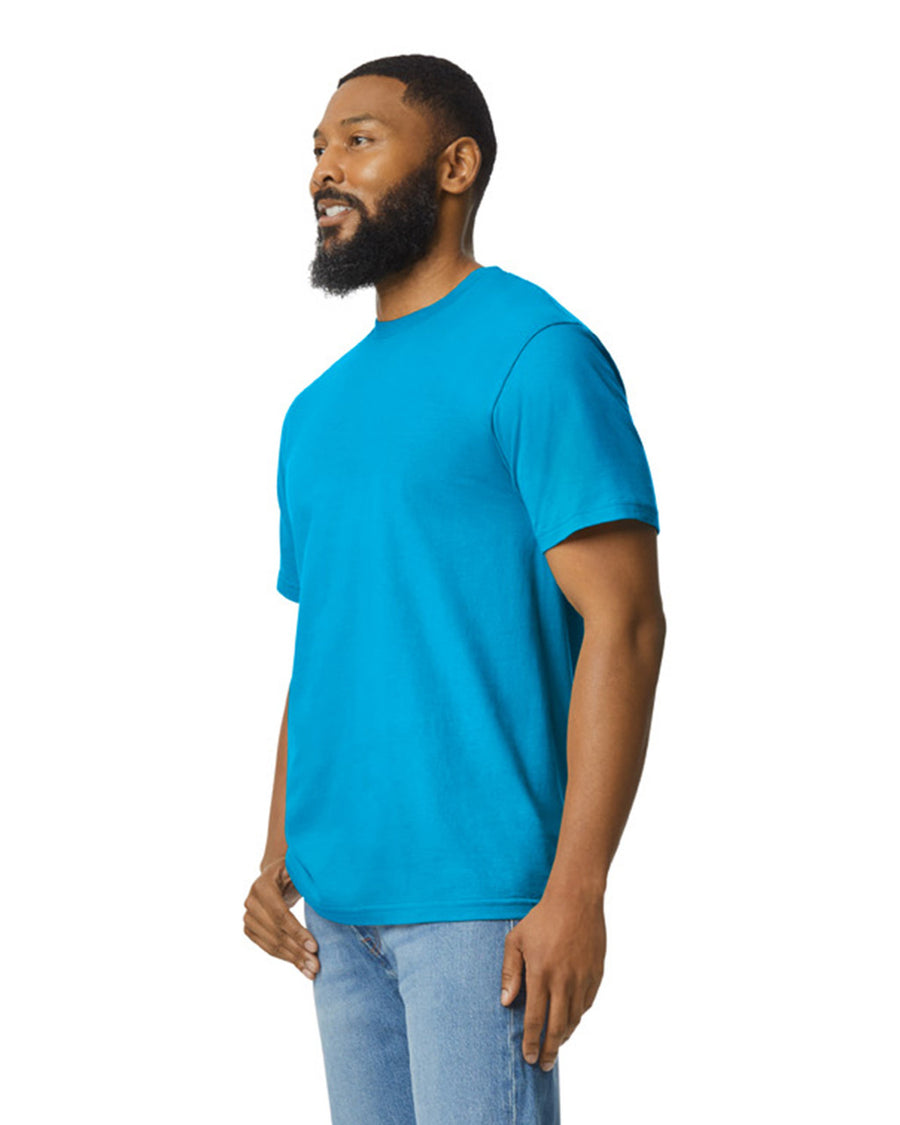 Gildan 65000 Unisex Softstyle Midweight T-Shirt - Sapphire - model side