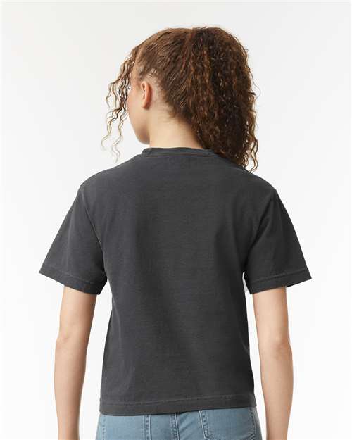 Comfort Colors 3023CL Women's Garment-Dyed Heavyweight Boxy T-Shirt - Pepper - model back