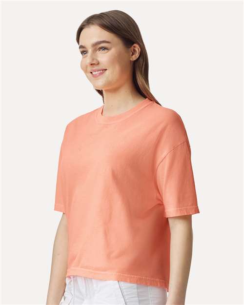 Comfort Colors 3023CL Women's Garment-Dyed Heavyweight Boxy T-Shirt - Neon Cantaloupe - model side