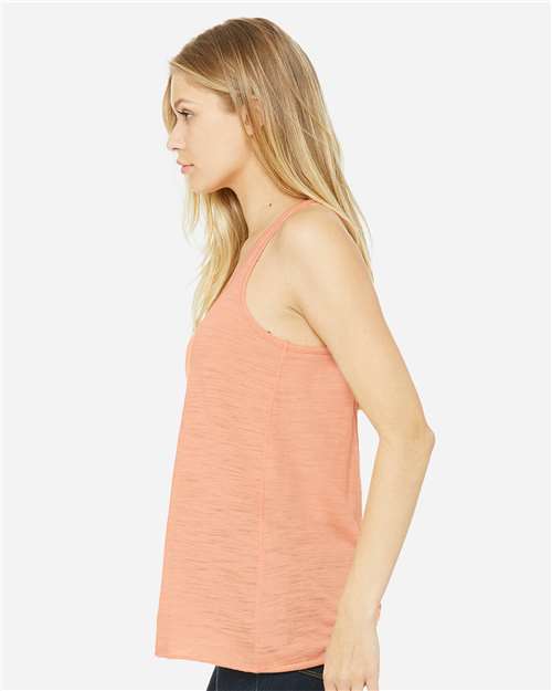 BELLA + CANVAS 8800 Women's Flowy Racerback Tank - Peach Slub - model side