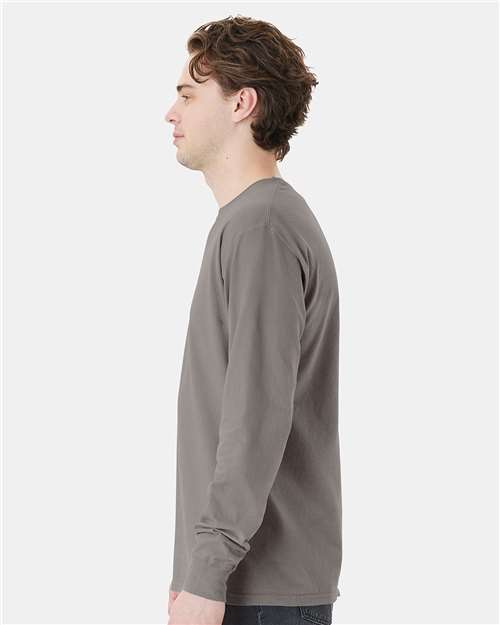 Hanes GDH250 Unisex Garment-Dyed Long Sleeve T-Shirt With a Pocket - Concrete Grey - model side