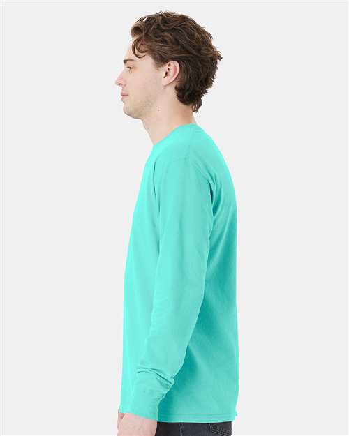 Hanes GDH250 Unisex Garment-Dyed Long Sleeve T-Shirt With a Pocket - Mint - model side