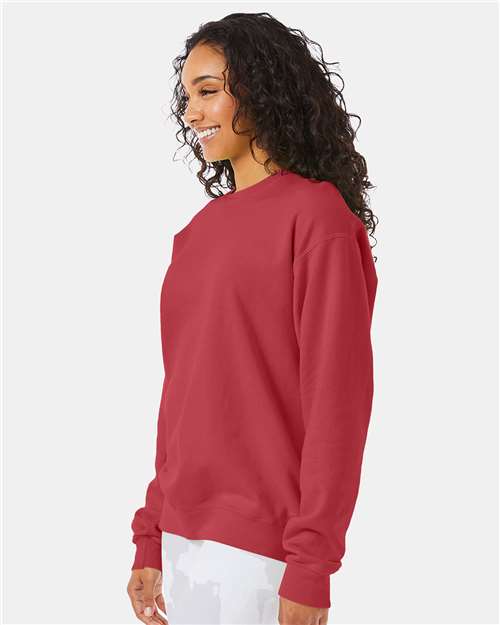 Hanes GDH400 Unisex Garment-Dyed Crewneck Sweatshirt - Crimson Fall - model side