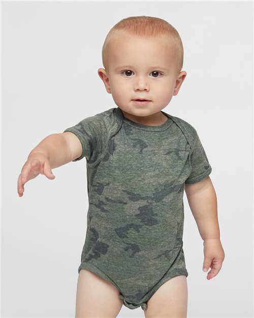 Rabbit Skins 4424 Infant Fine Jersey Bodysuit - Vintage Camo - model front