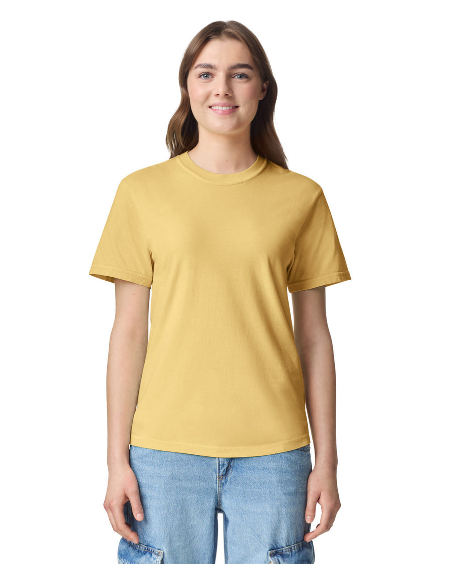 Comfort Colors C1717 Garment-Dyed Heavyweight T-Shirt - Butter - model front