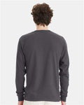 Hanes 5286 Essential-T Long Sleeve T-Shirt - Smoke Grey - model back