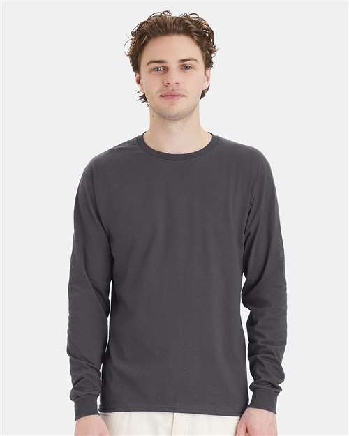 Hanes 5286 Essential-T Long Sleeve T-Shirt - Smoke Grey - model front