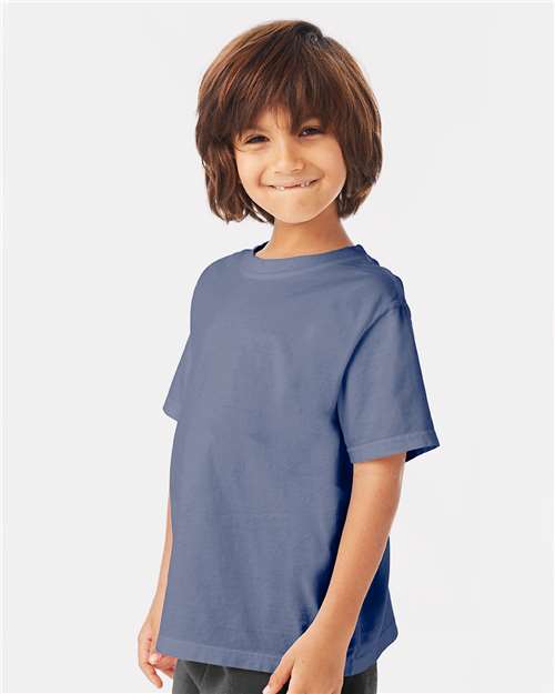 Hanes GDH175 Youth Garment-Dyed T-Shirt - Saltwater - model side