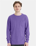 Hanes GDH250 Unisex Garment-Dyed Long Sleeve T-Shirt With a Pocket - Lavender - model front