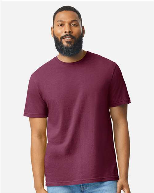Gildan 64000CVC Unisex Softstyle CVC T-Shirt - Maroon Mist - model front