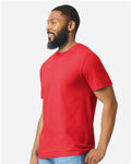 Gildan 64000CVC Unisex Softstyle CVC T-Shirt - Red Mist - model side