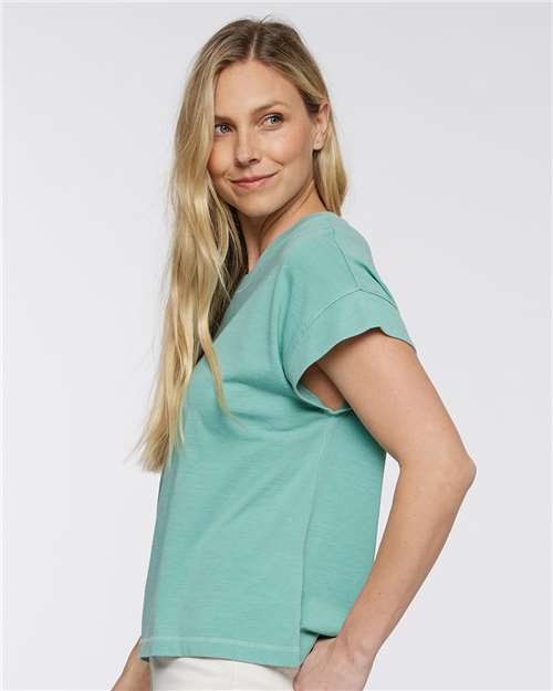 LAT 3502 Women's Vintage Wash Tee - Washed Saltwater - model side