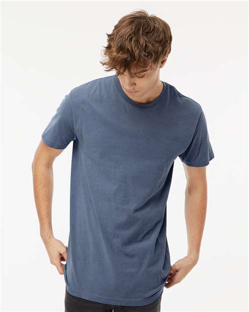 M&O 6500M Unisex Vintage Garment-Dyed T-Shirt - Blue Jean - model front