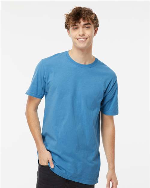 M&O 6500M Unisex Vintage Garment-Dyed T-Shirt - Royal Caribe - model front