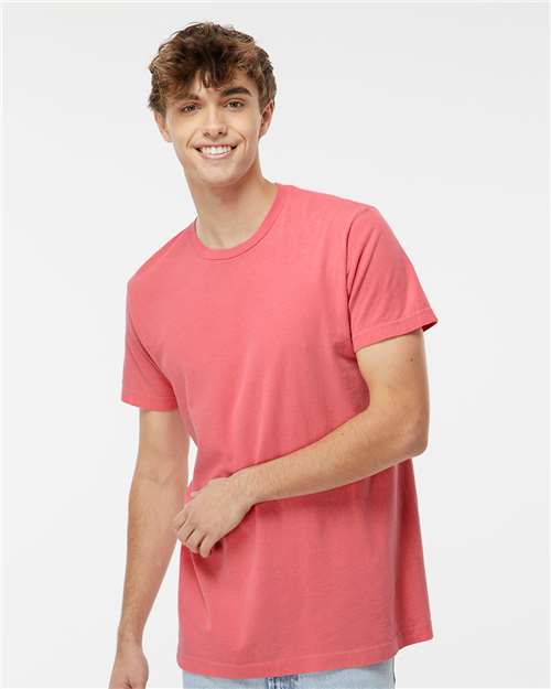 M&O 6500M Unisex Vintage Garment-Dyed T-Shirt - Watermelon - model front