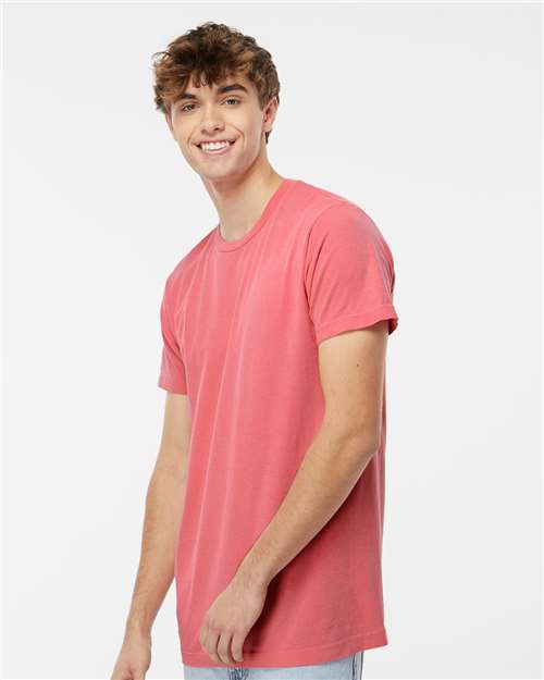 M&O 6500M Unisex Vintage Garment-Dyed T-Shirt - Watermelon - model side