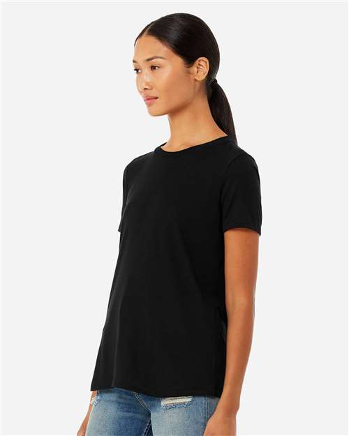 BELLA + CANVAS 6413 Women’s Relaxed Fit Triblend Tee - Solid Black Triblend - model side