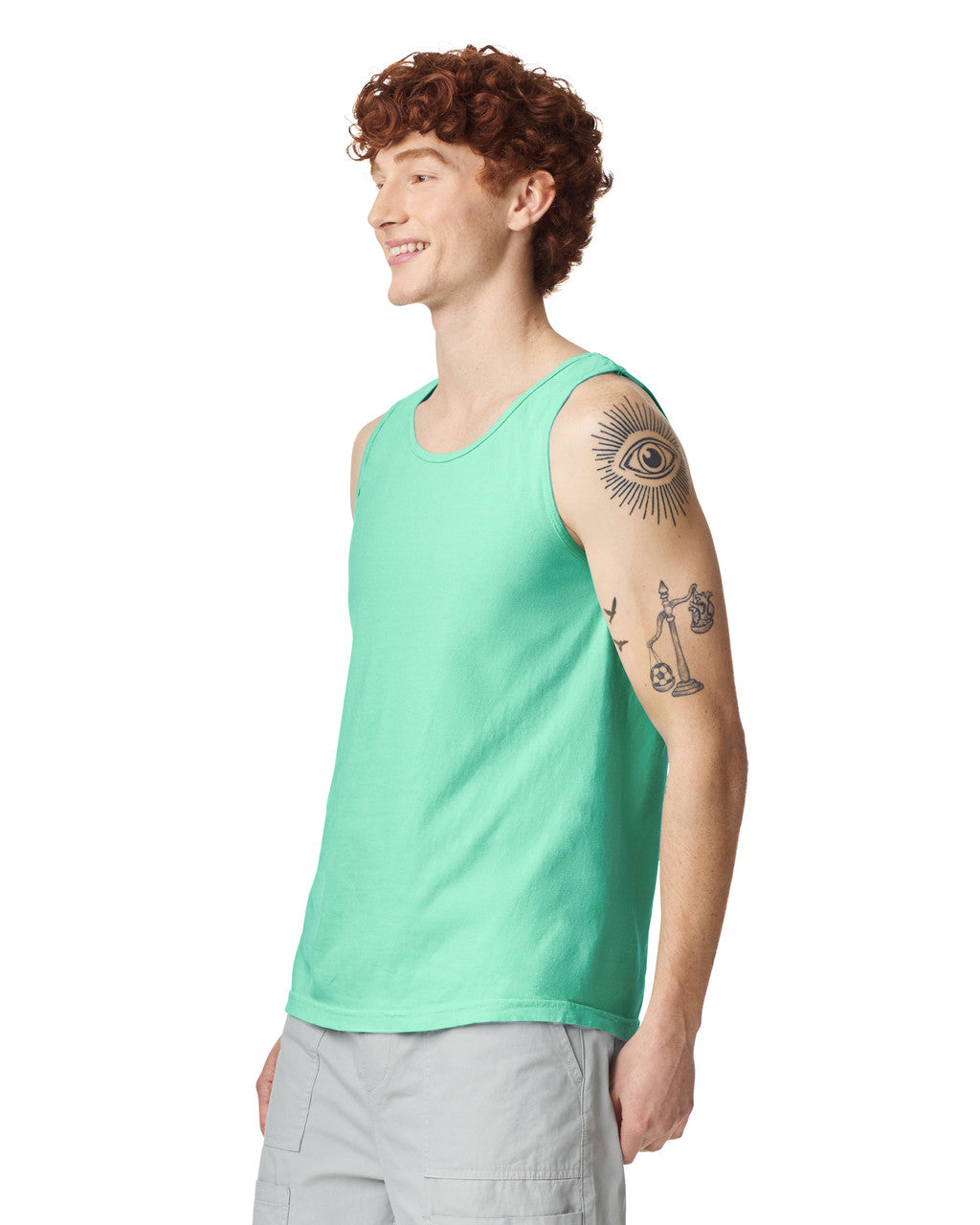 Comfort Colors 9360 Unisex Garment-Dyed Heavyweight Tank Top - Island Reef - model side