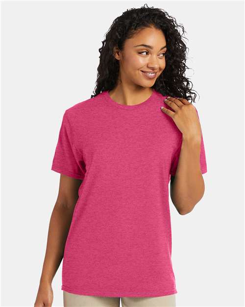 Hanes 4980 Perfect-T T-Shirt - Wow Pink Heather - model front