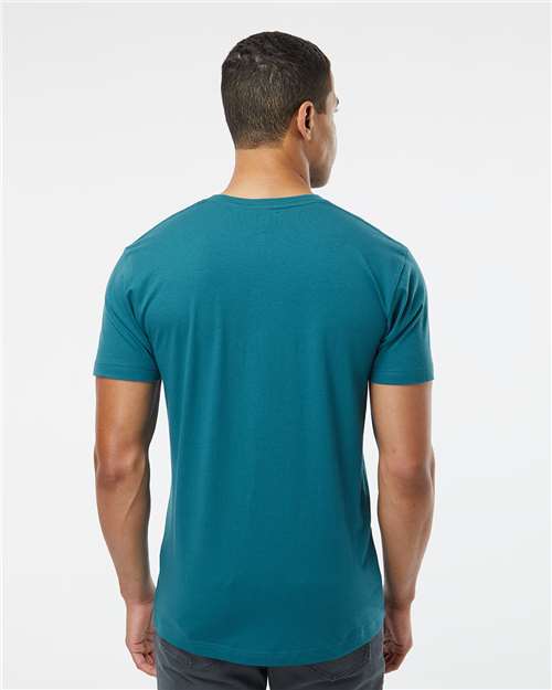 LAT 6901 Unisex Fine Jersey Tee - Oceanside - model back
