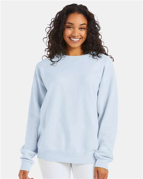Hanes GDH400 Unisex Garment-Dyed Crewneck Sweatshirt - Soothing Blue - model front