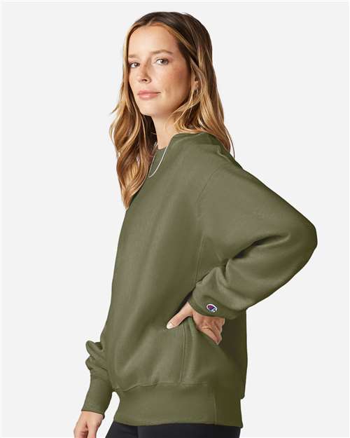 Champion S149 Unisex Reverse Weave Crewneck Sweatshirt - Fresh Olive - model side