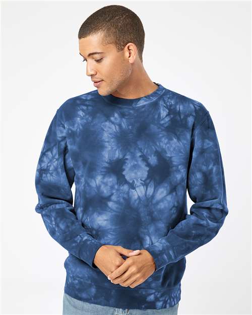 Independent Trading Co. PRM3500TD Unisex Midweight Tie-Dyed Crewneck Sweatshirt - Tie Dye Navy - model front